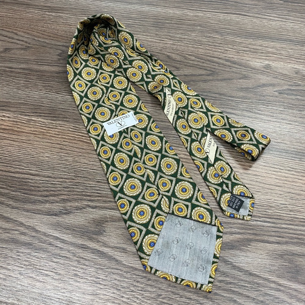 Valentino Green w/ Gold & Grey Pattern Tie - Picture 3 of 5